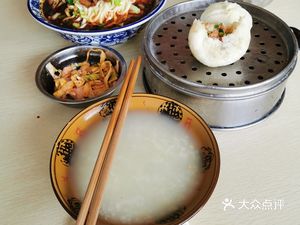 Li Laowu Noodle Shop (Kangfu Road Branch)