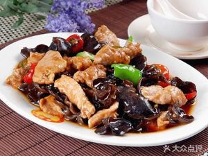 Man Cheng Piao Xiang Pig Intestine Blood Duck