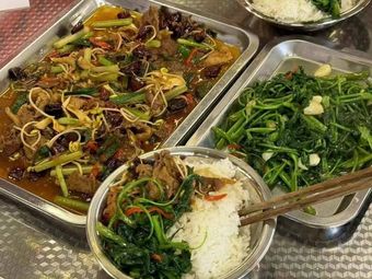 Zhenghua Stir-fried Raw Ingredients (First Store in Chengdu)
