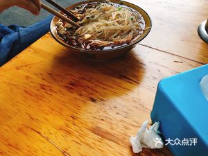 Shuangliu Old-School Maojiezi Fat Intestine Noodles (Rongcheng Houjie Store)