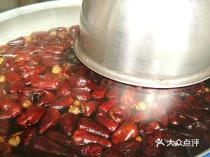 Luo's Hot Pot Base (Red Flower East Road No. 68 Compound Store)