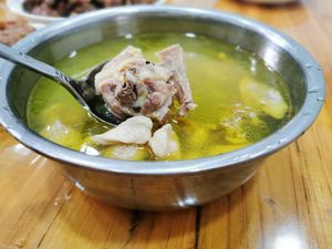 Yingbin Restaurant (Qinglu Street Branch)