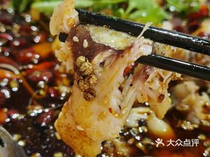 Lv's Pig Intestine Fish Hot Pot