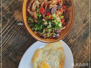 Pickled Pepper Chicken Offal Noodles (Dongcheng Huafu B District Branch)
