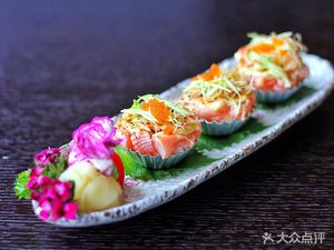 Silver Seat Japanese Cuisine (Chengdu Hongding Wyndham Grand Hotel)