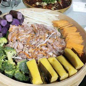 Xi Yuan Steam Chicken