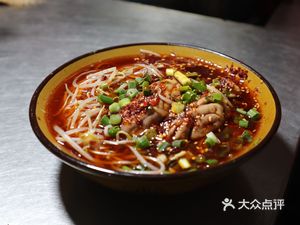 Ya Niang Skewer Hotpot (Yongding Village Eight Group 100号院 Branch)