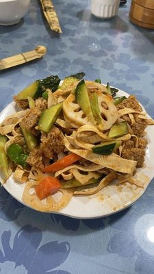 Yu Henan Restaurant Lamb Hot Pot with Noodles (Yangguang Road Branch)