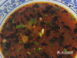 Chongqing Mushroom Stewed Chicken Cover Noodles
