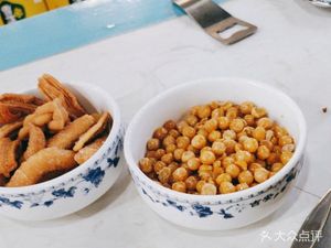 Hunchback Fish (Jinhua New World Store)