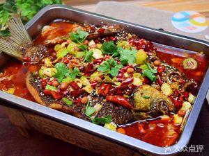 Jinji Squid and Crab Meat Grill Fish with Prawn Pot