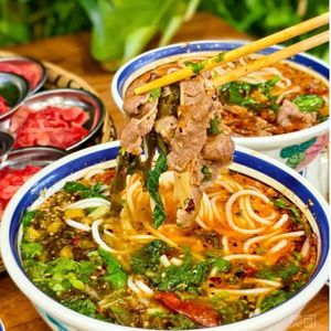Niu Bu Yan · Yunnan Raw Beef Noodle Soup