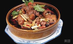 Jiumenzhai Stone Pot Fish (Jiangqiao Road Branch)