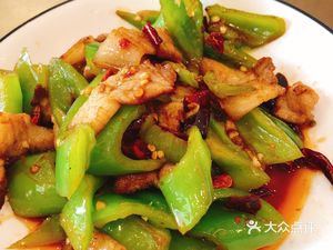 Qunfang Home-style Cuisine (Zhanchang Road Store)