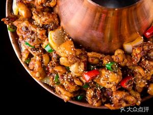 Grade 5 Class 1 · Copper Pot Frog with Beef · Spicy Hot Pot (Xintiandi Store)