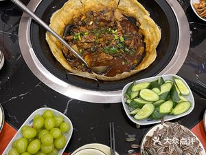 Farmhouse Earth Pot Chicken, Fish Grill, and Barbecue