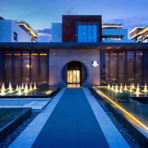 Man Luo Fine Dining (Yishang Town Store)