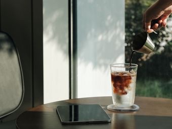 HOWBLACK Yubai Coffee