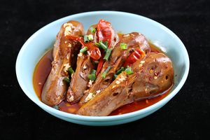 Qu Long Wei Quzhou Stir-Fry Specialties & Snacks (Wanda Golden Street Store)