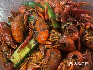 Night Study High Grill BBQ Lobster Seafood (Huhang Building Branch)