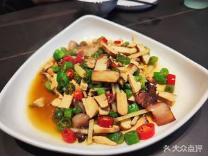 San Qu Xiao Yuan Specialties of Quzhou Cuisine