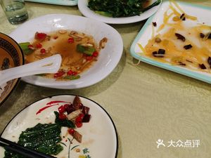 Xiaozao Tai Farmhouse Cuisine (Tongren Chunjiang Time Community Branch)