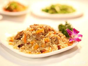 Delicious Lamb Hand-Rolled Rice with Lamb Soup