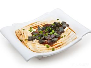 Chongqing Chicken Stew with Wushan Whole Fish (Jianguo Middle Road Store)