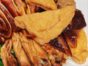 Zhu Xiao Shun Longjiang Pig Trotter Rice (Cambridge Commune Branch)