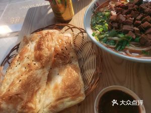 Niude Lai - Huainan Beef Soup