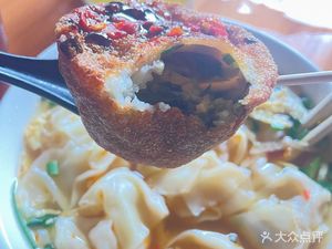 Longmen Snack Bar