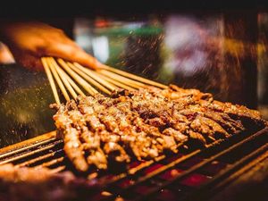 Sichuan Leshan BBQ King · Seafood BBQ Open-air Restaurant (Wansongyuan Branch)