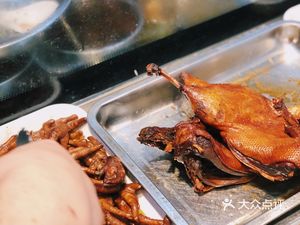 Wenzhou Imperial Delicacies Braised Dishes Store