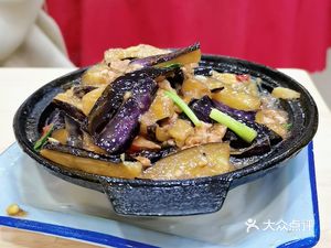 Sichuan Girl Restaurant (Huchuan Street Branch)