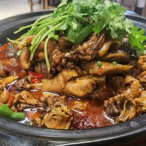 Chongqing Xiongqi Roasted Chicken with Fish (Jiangan Street Branch)