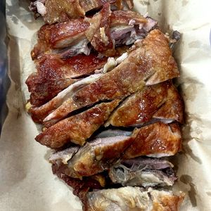 Weiwei Family Lamb Leg Grill