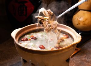 Ruyi Chongqing Restaurant