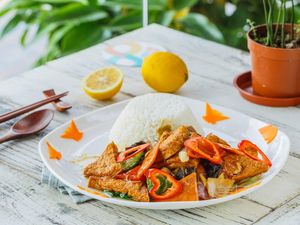 Donghu Li Home-style Cuisine