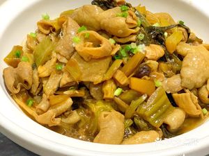 Niao Yu Lin Earthy Vegetable Garden