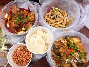 Xiongda Ecological Earth Food Restaurant