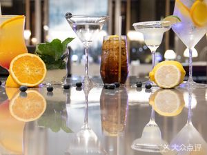Grand Lounge · Fairfield by Marriott Hotel