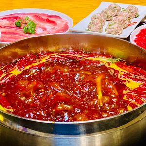 Dezzi Beef Hot Pot Buffet (Hechuan Longhui Branch)