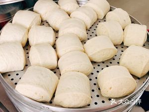Lao Mian Steamed Buns (Golden Harbor Junjing Store)