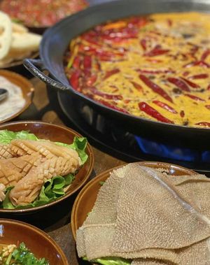 Kaka Community Old Hot Pot