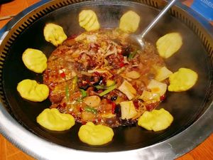 Xiang Qianli Fire Chicken & Roast Whole Lamb (Chongqing Normal University Branch)