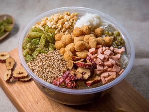 Liang Shiji · Mei Cai Pancake · Cold Noodles King (Central Street Branch)