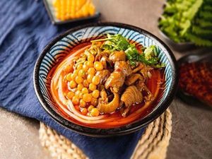 Signature Pea & Pork Noodles (Poly堂Yue Zhi Ruoyuan Branch)