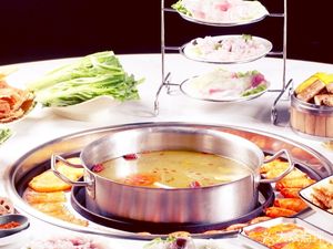 Hu Ji's Sour Soup Wuchang Fish Palace (Tea Garden Main Branch)