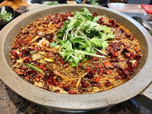 Ye Huahua Stone Pot Mud Carp (Hengda Tongjing International City A Area Branch)