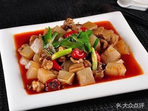 Yi Zhou Snack (Rongzhong School Store)